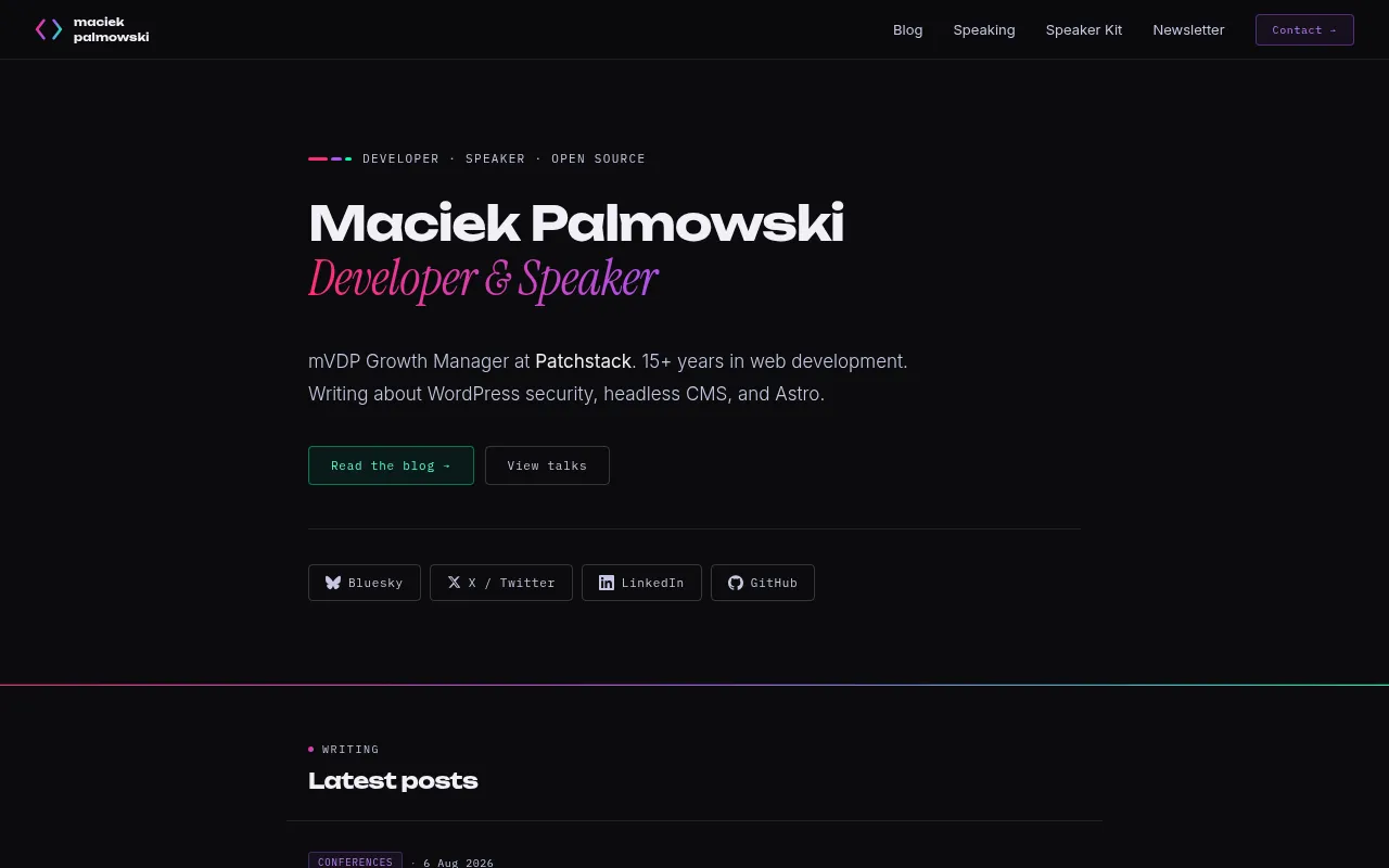 Screenshot of maciekpalmowski.dev