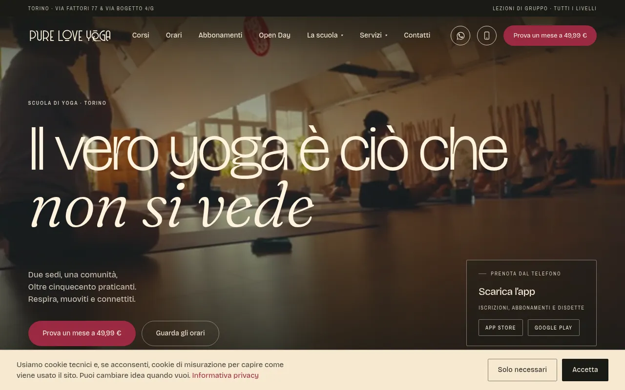 Screenshot of pureloveyogastudio.com