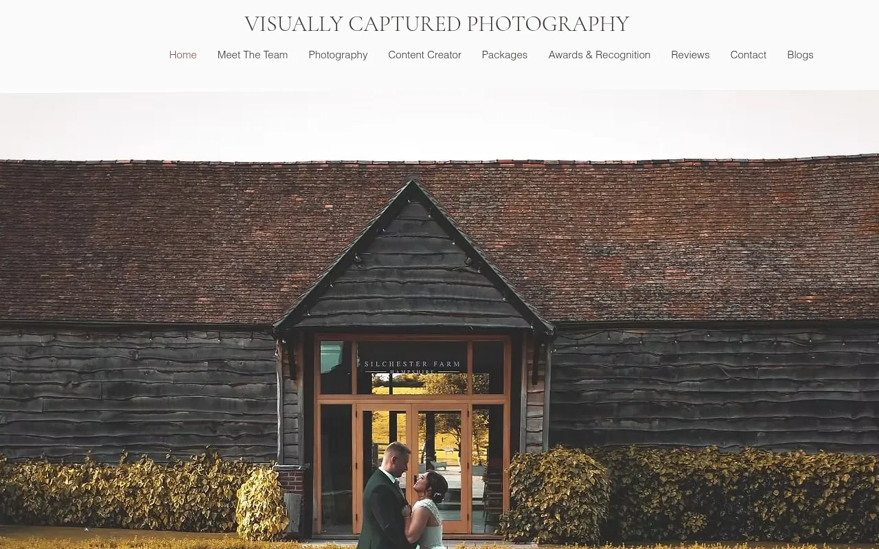 Screenshot of visuallycapturedphotography.com